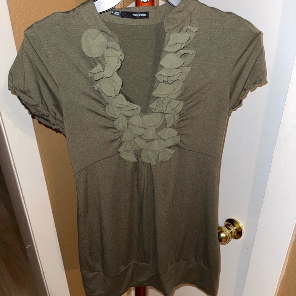 Maurice’s green Top short sleeve M